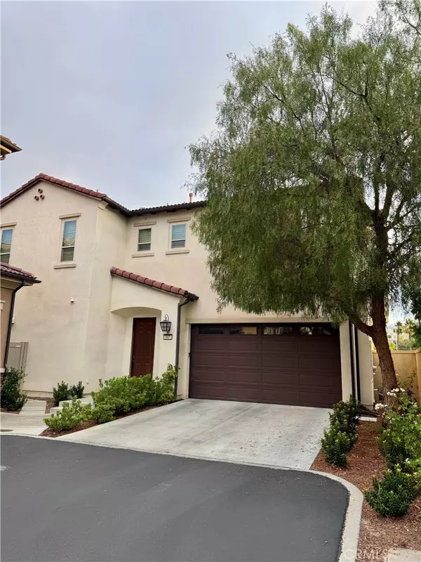 107 PRIMROSE, Lake Forest, CA 92610