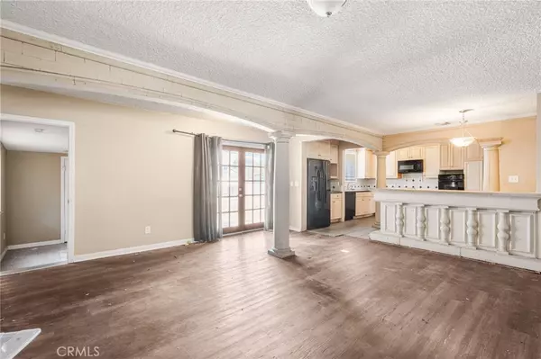 Granada Hills, CA 91344,16857 Chatsworth ST