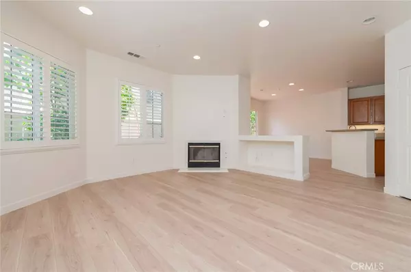 Irvine, CA 92620,825 Yorkshire