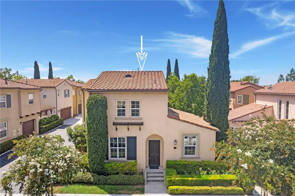 Irvine, CA 92620,62 Chantilly