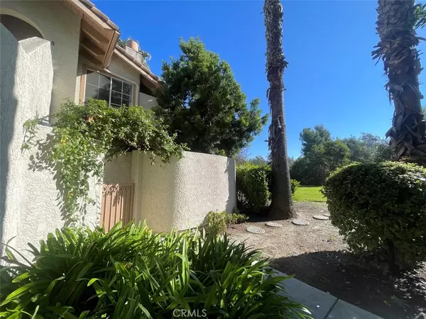 Laguna Hills, CA 92656,26592 Las Palmas #4
