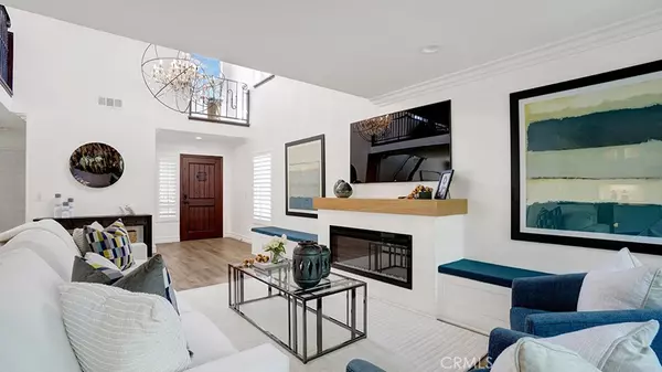 Lake Forest, CA 92610,17 Blanco