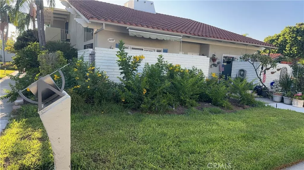 2037 Via Mariposa East #C, Laguna Woods, CA 92637
