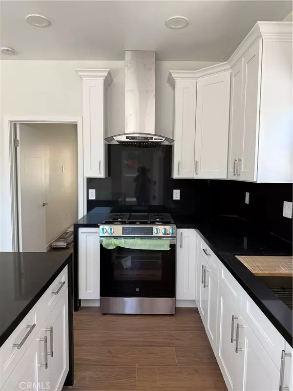 Garden Grove, CA 92840,11689 Daryl