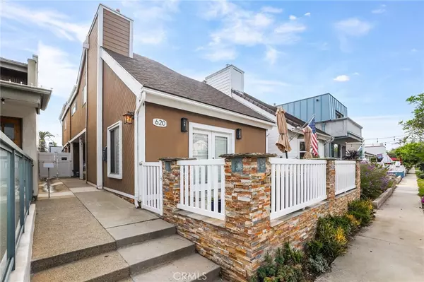 620 18th ST #Front House, Huntington Beach, CA 92648