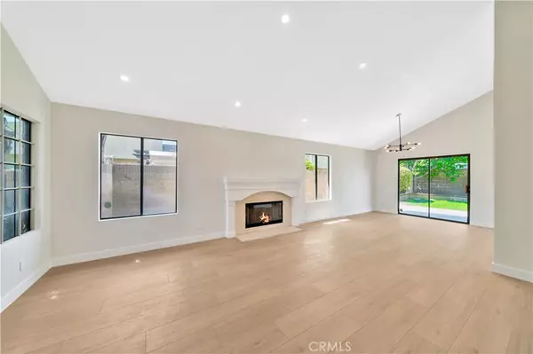 La Palma, CA 90623,8261 Sparrow LN