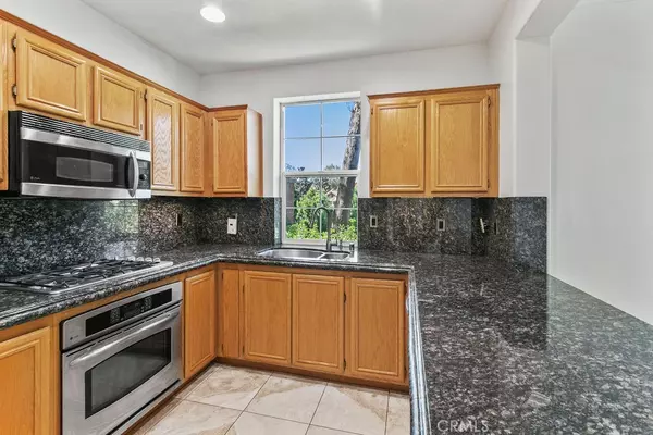 Ladera Ranch, CA 92694,3 Amesbury CT