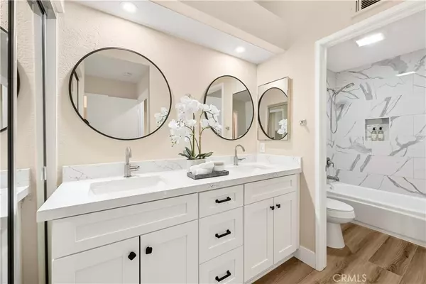 Irvine, CA 92614,71 Agostino