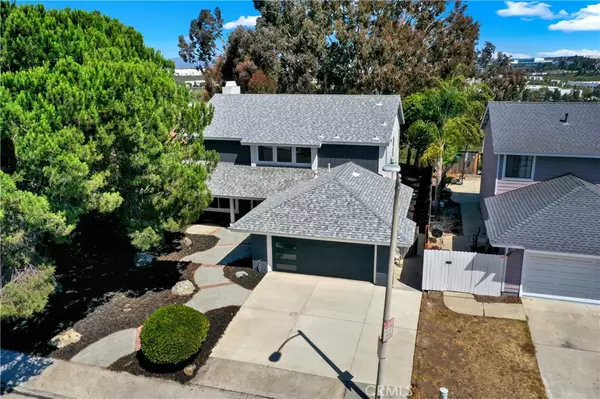 Oceanside, CA 92056,3726 Kelton DR