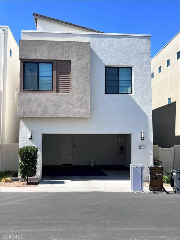 Irvine, CA 92618,9323 Astor