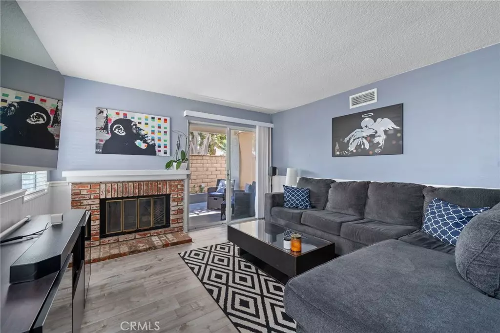 Lake Forest, CA 92630,25446 Yountville