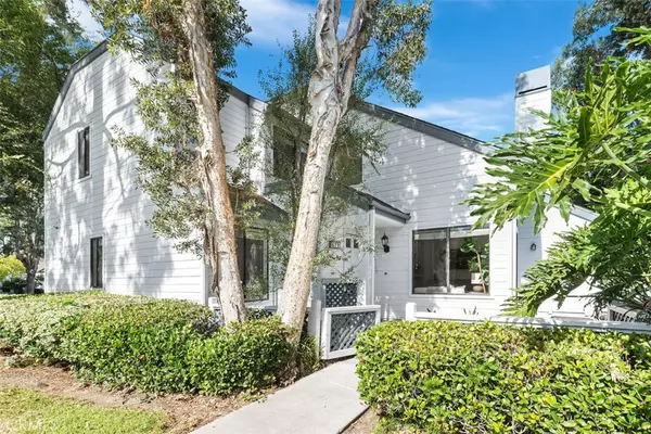 Irvine, CA 92614,619 N Springbrook N