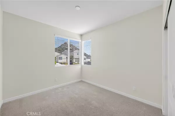 Fallbrook, CA 92028,35164 Bergamot Cove