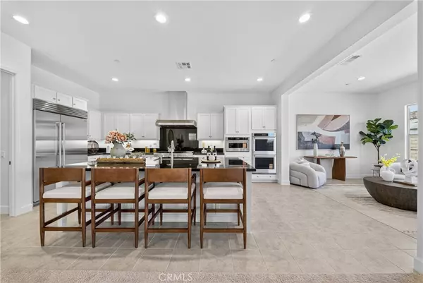 Chatsworth, CA 91311,21219 Currant Ct