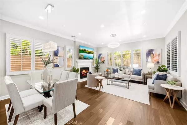 Irvine, CA 92602,65 English Saddle