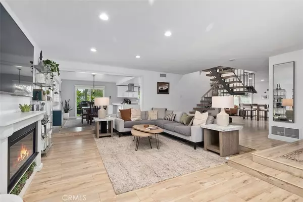 Tustin, CA 92780,13772 Ridgecrest Cir