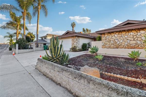 San Diego, CA 92120,5996 College AVE