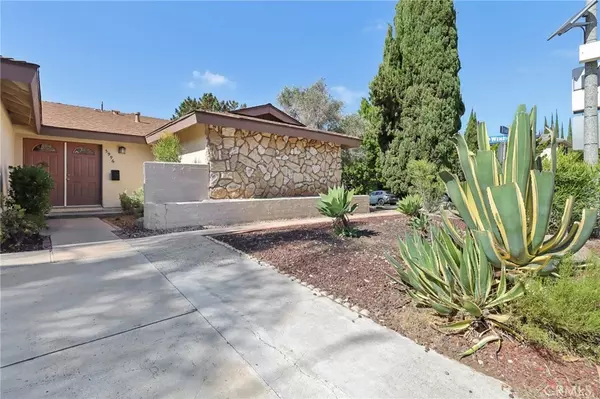 San Diego, CA 92120,5996 College AVE