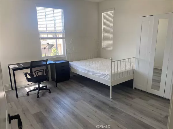 2 Stafford Place, Tustin, CA 92782