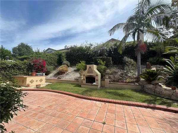 Ladera Ranch, CA 92694,16 Kingsway