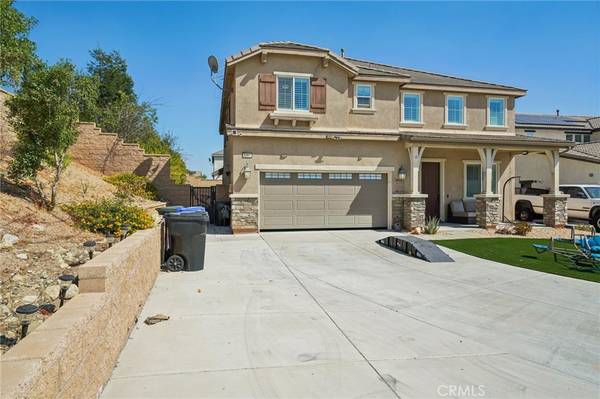 Fontana, CA 92336,5365 Pine Leaf Avenue