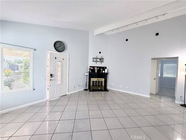 Mission Viejo, CA 92691,27391 Pinavete