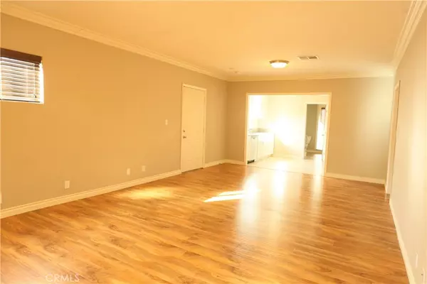 Pasadena, CA 91104,239 E Montana ST
