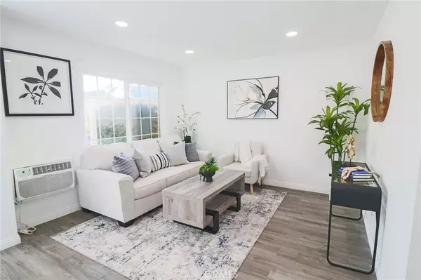 Santa Ana, CA 92706,1602 N King ST #E1