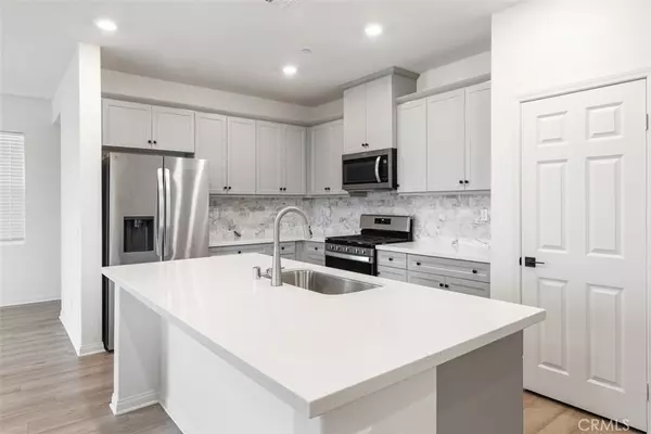 Winchester, CA 92596,30760 Vera Cruz Circle