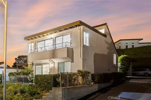 San Clemente, CA 92673,715 Calle Camisa