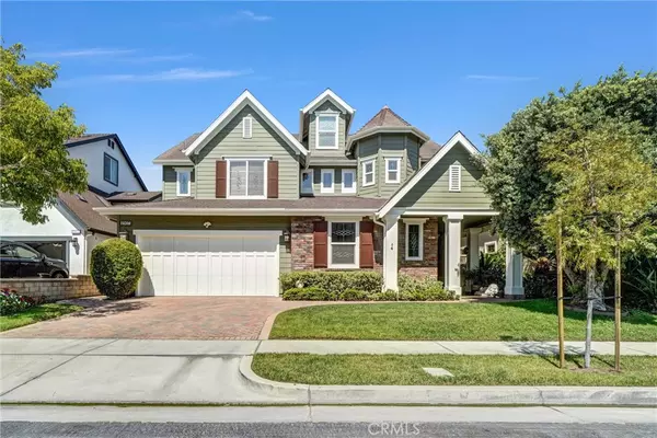 1907 W Meadowbrook DR, Santa Ana, CA 92704