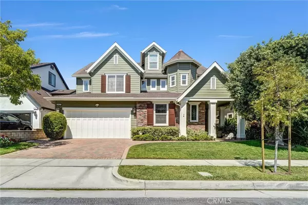 1907 W Meadowbrook DR, Santa Ana, CA 92704