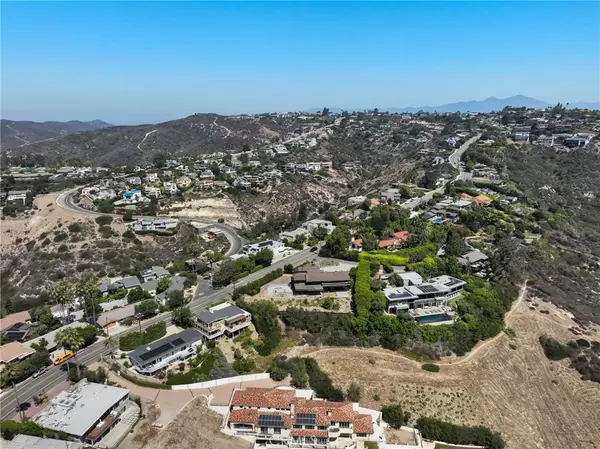 2155 Temple Hills DR, Laguna Beach, CA 92651