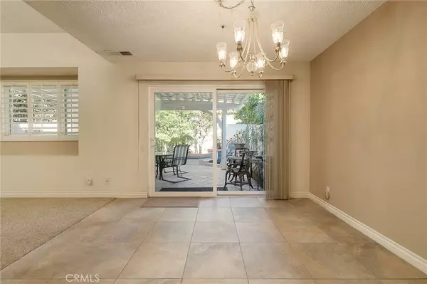 Westminster, CA 92683,8866 Grandville