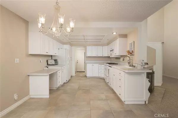 Westminster, CA 92683,8866 Grandville