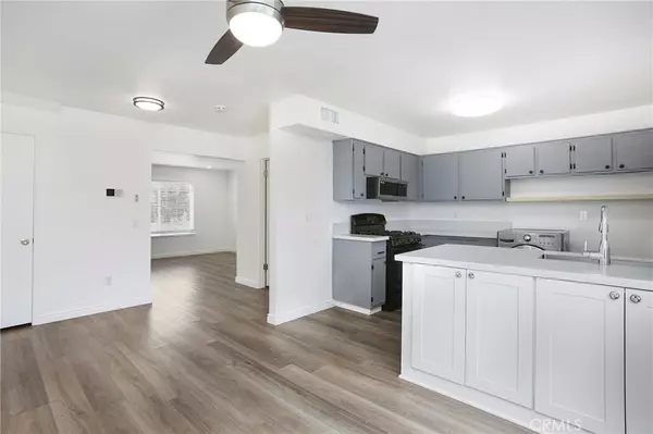 Huntington Beach, CA 92649,16511 Caballero