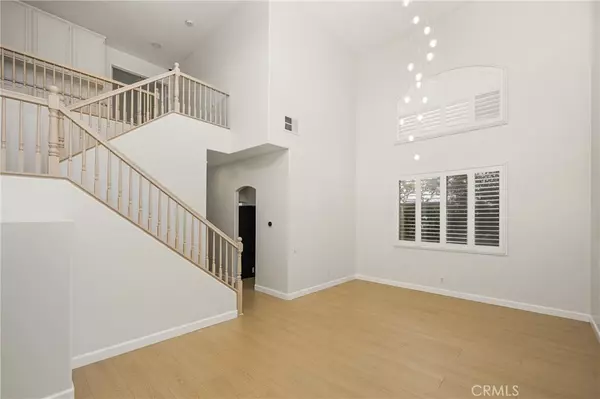 Westminster, CA 92683,13688 Eastbridge