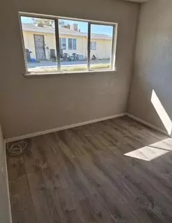 Barstow, CA 92311,1014 E Navajo