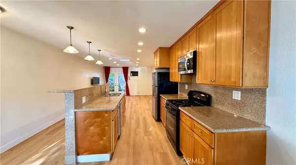 7672 Amazon DR #2, Huntington Beach, CA 92647