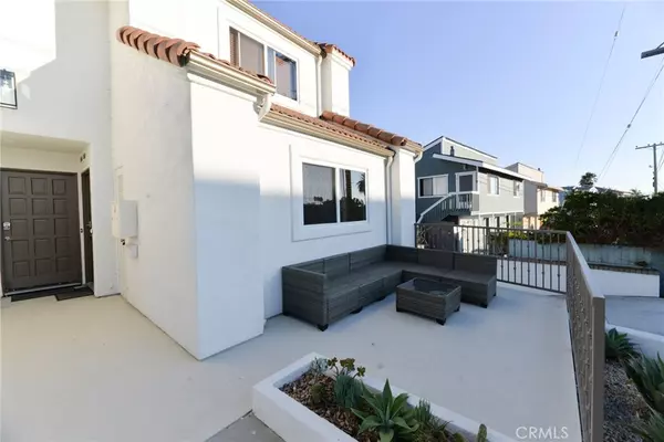 San Clemente, CA 92672,251 Avenida Madrid #1