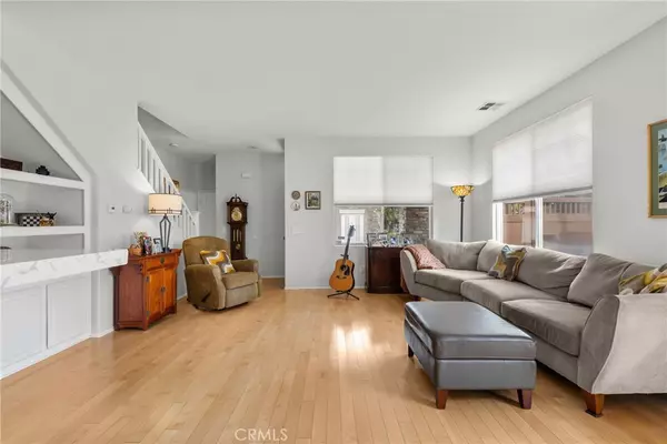 Carson, CA 90746,17823 Poplar Court