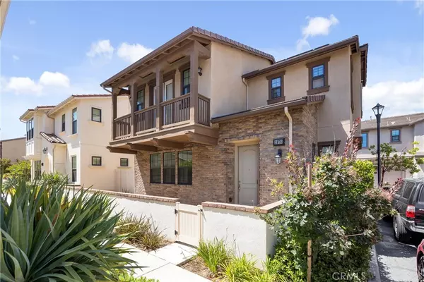 Tustin, CA 92780,1878 Harvest Circle