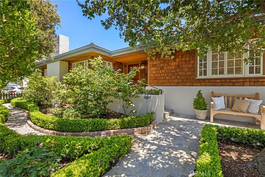 169 McKnight Drive, Laguna Beach, CA 92651