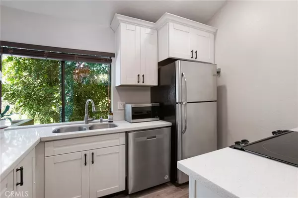 Laguna Hills, CA 92656,26701 Quail Creek #142