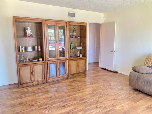 Glendora, CA 91740,732 Brightview DR