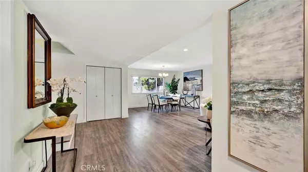 Westminster, CA 92683,9831 Cloverdale AVE