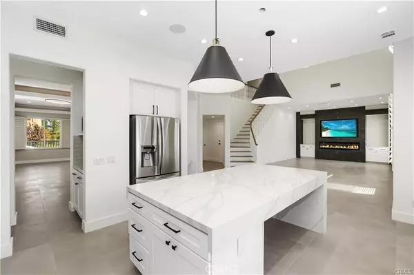 Mission Viejo, CA 92692,23679 Ridgeway