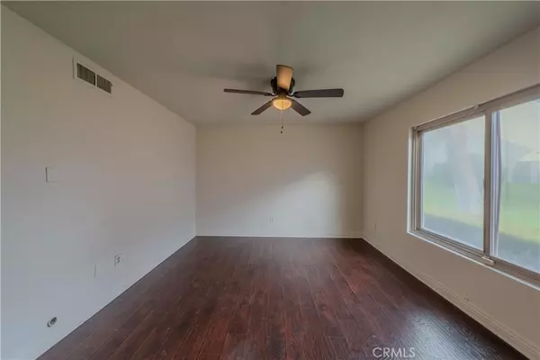 Anaheim, CA 92807,1726 N Oak Knoll N #D