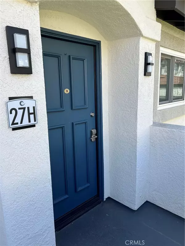 Laguna Niguel, CA 92677,30902 Clubhouse Drive #27H
