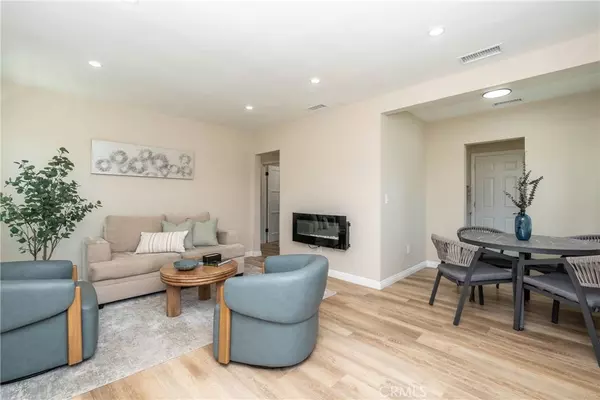 Long Beach, CA 90815,2241 Grand Ave